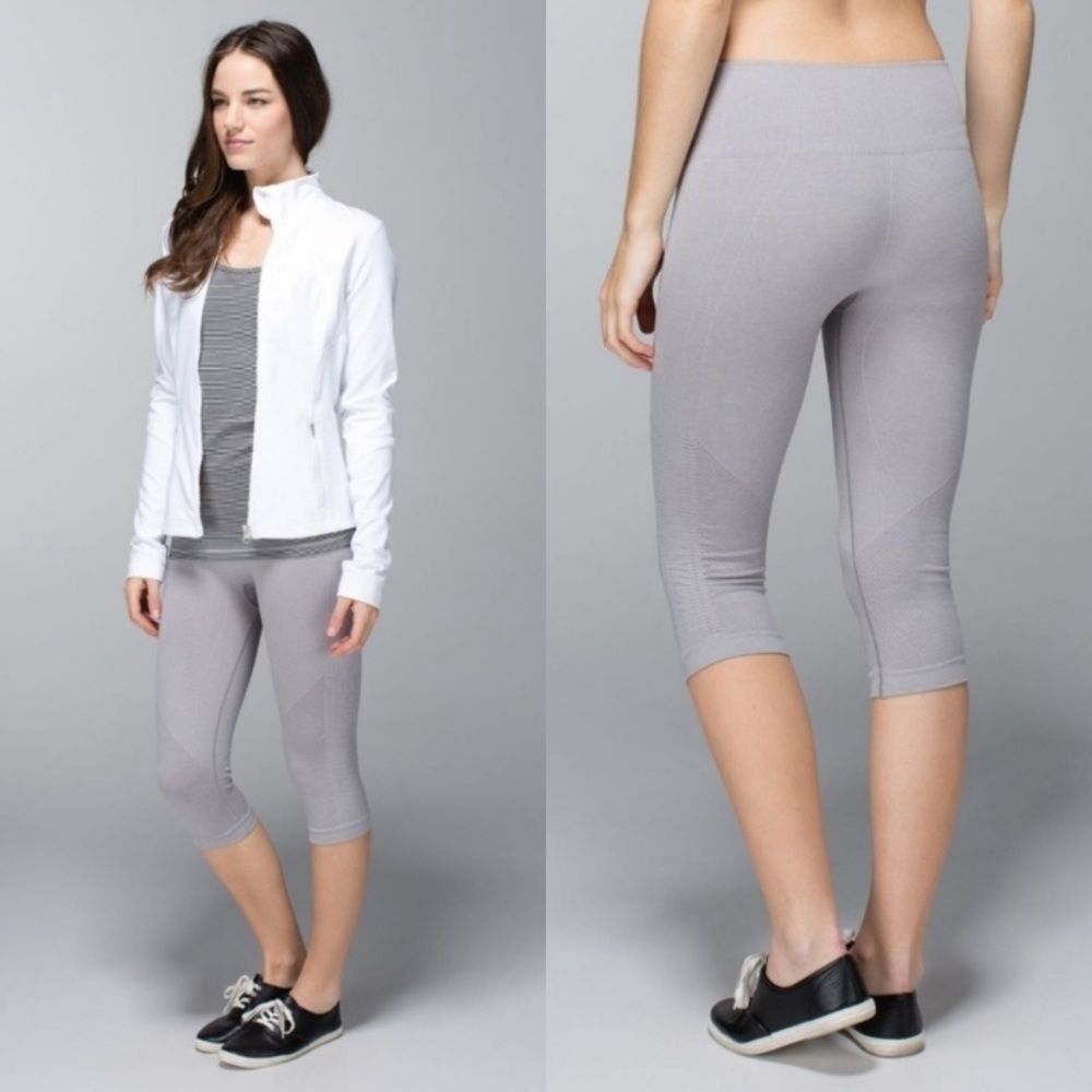 Lululemon In the Flow Crop II in gray size 8